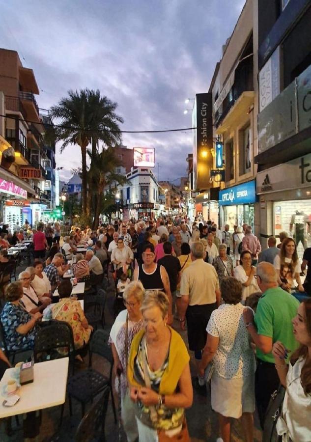 Acuarium Ii-22º Apartman Benidorm Kültér fotó